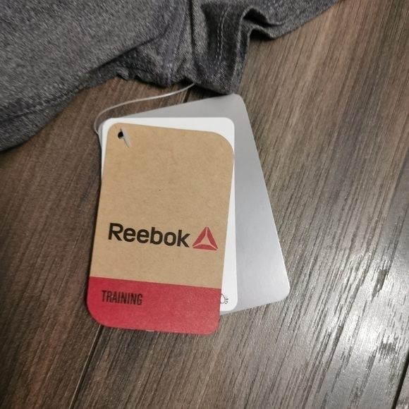 REEBOK training sleeve shirt - Picture 3 of 6